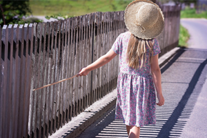 enfant_chapeau_pixabay