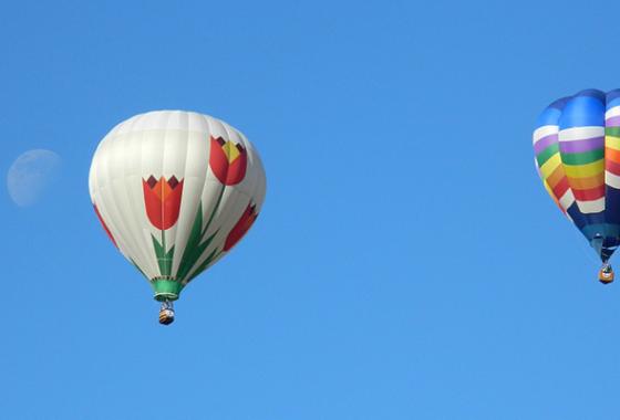 montgolfieres_banner_matahari22_pixabay