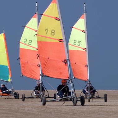 char_a_voile_calais (photo : Atmo HDF)