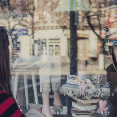shopping_bakos_unsplash